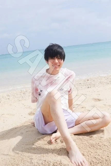 萩原利久１ｓｔ写真集「Ｒ」【丸善ジュンク堂書店・honto限定特典付き】ポストカード特典画像