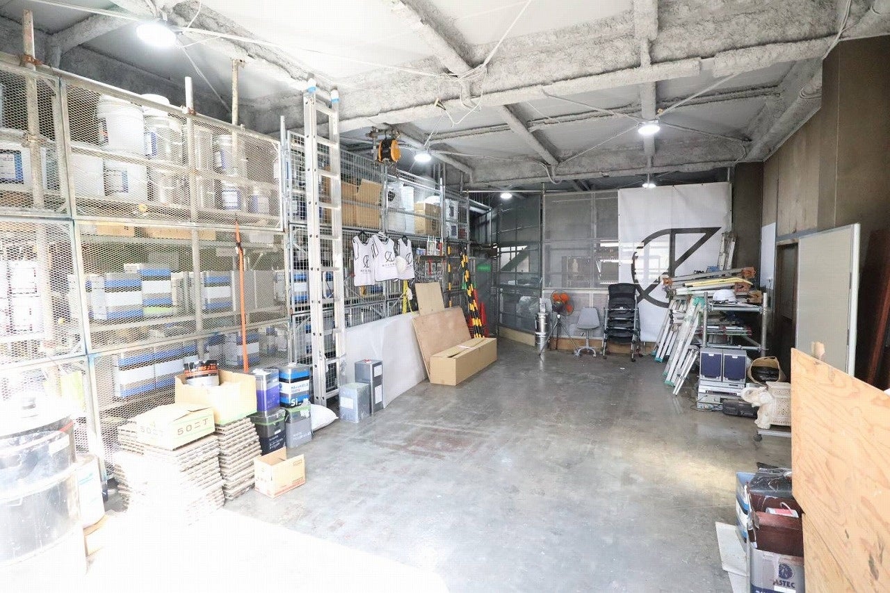 会場の現場倉庫