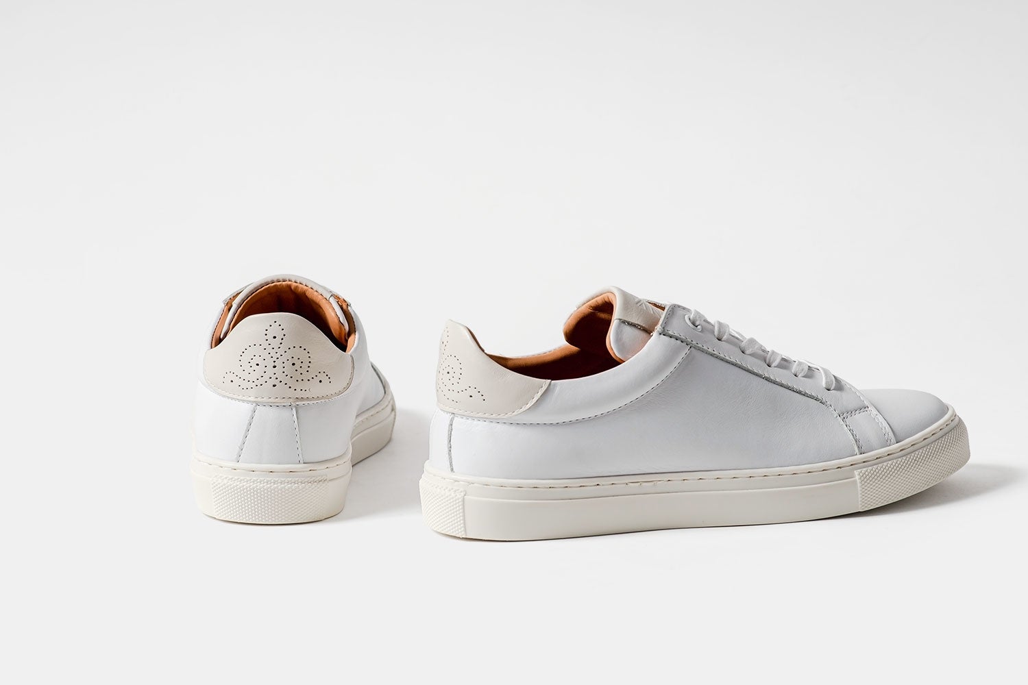 ジョセフ チーニー ゴーラル 英国老舗シューメーカーのコラボスニーカーが登場 伝統とモダンを表現 渡辺産業株式会社のプレスリリース ジョセフ チーニー ゴーラル 英国老舗シューメーカーのコラボスニーカーが登場 伝統とモダンを表現 渡辺産業株式会社のプレスリリース