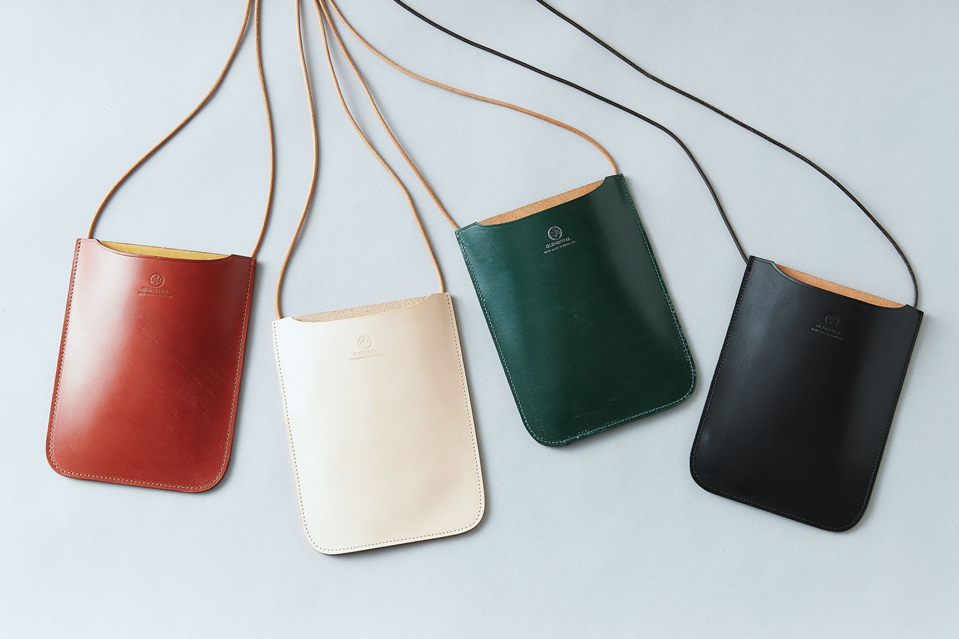 モバイルフォンショルダーバッグ 全4色 ¥34,100(税込)