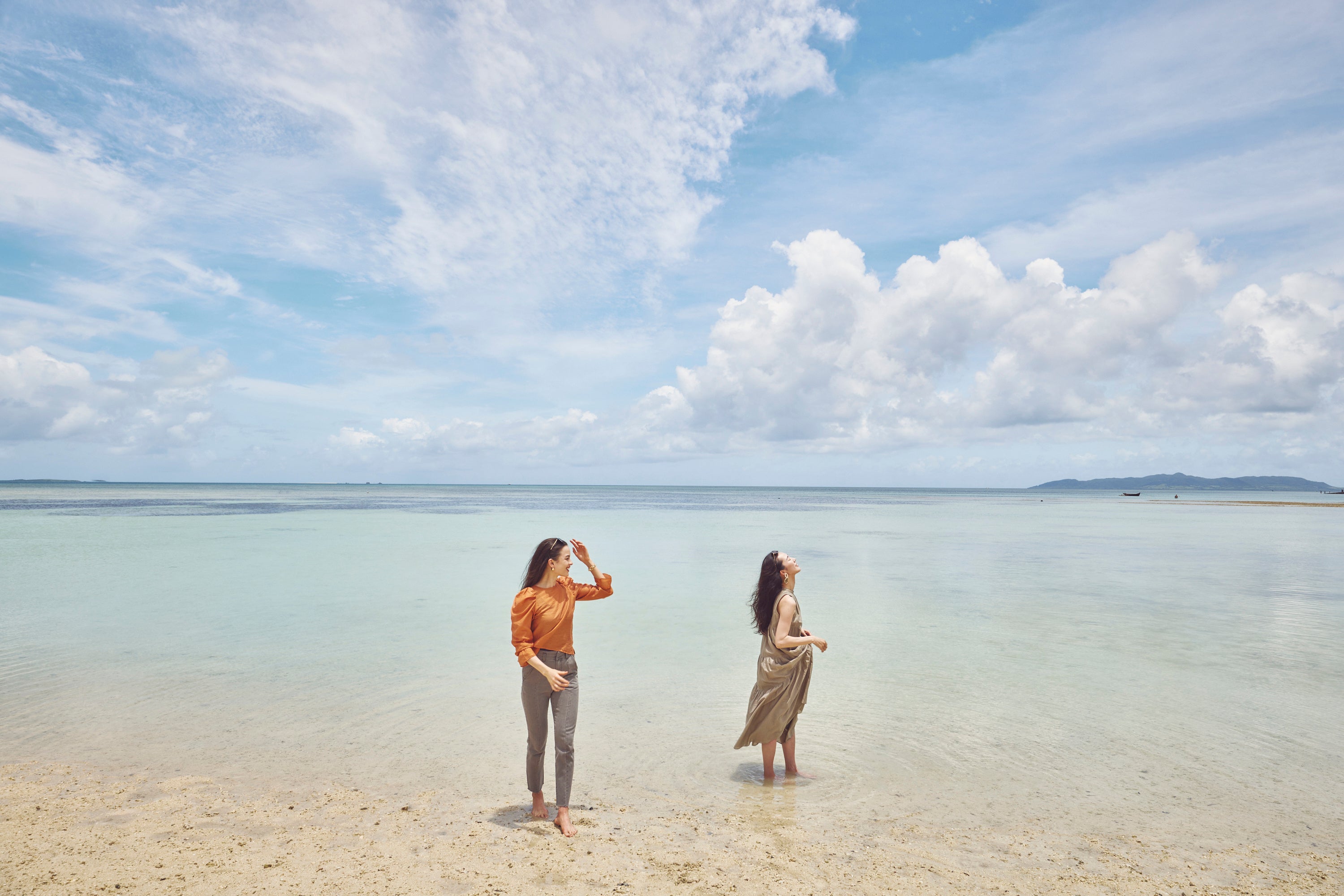 石垣島からフェリーで約15分の竹富島