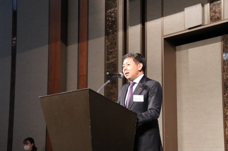 ▲ビィ・フォアード 取締役 末盛 貴弘