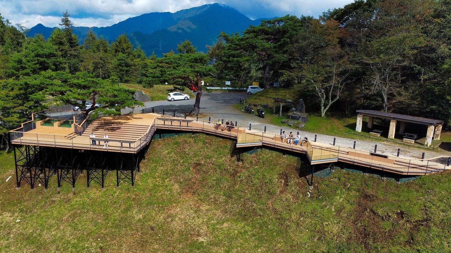 実績：忍野村二十曲峠展望テラス（山梨県忍野村）
