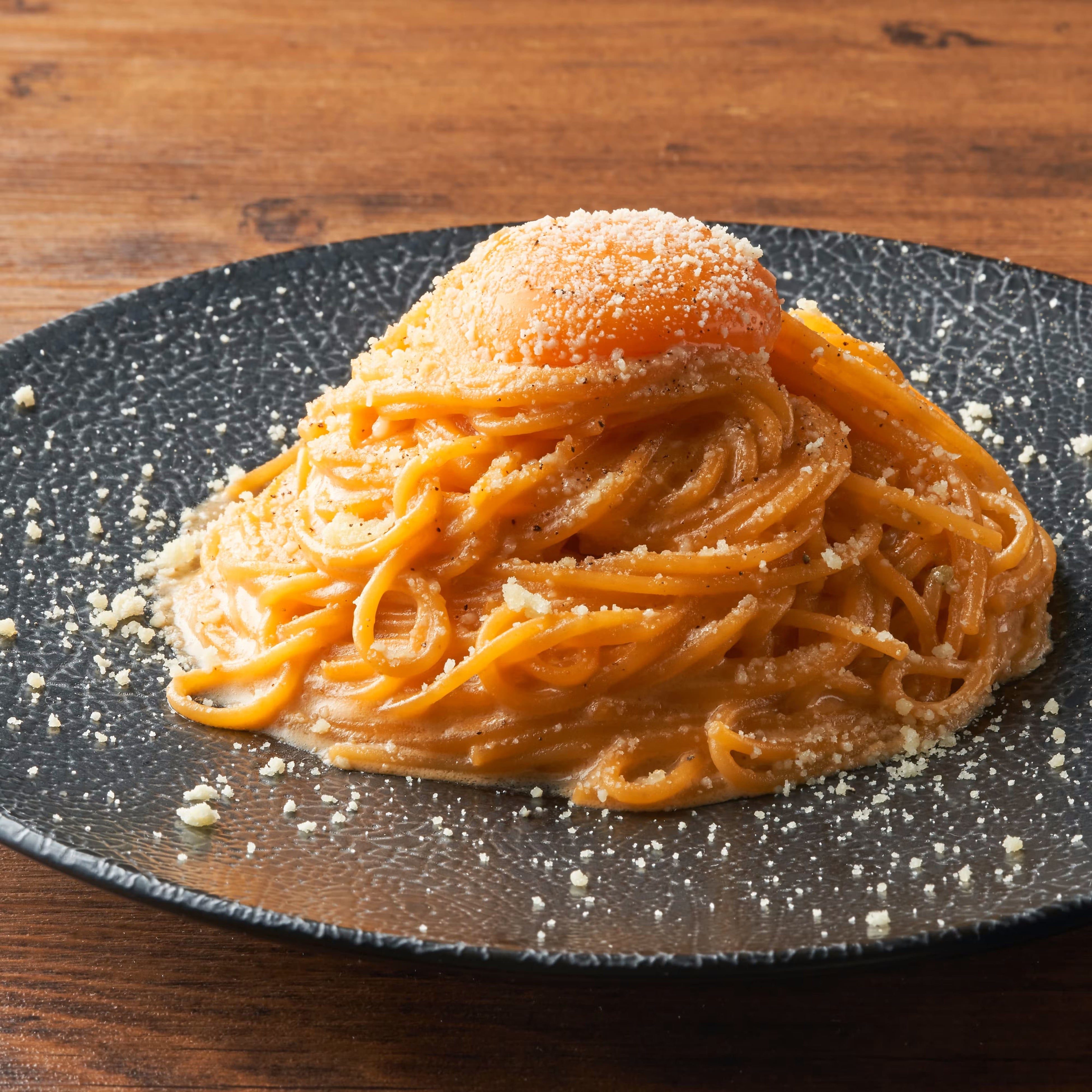 リピーター続出！  濃厚ウニのカルボナーラ