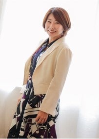 著者：郡司成江（ぐんじ・まさえ）