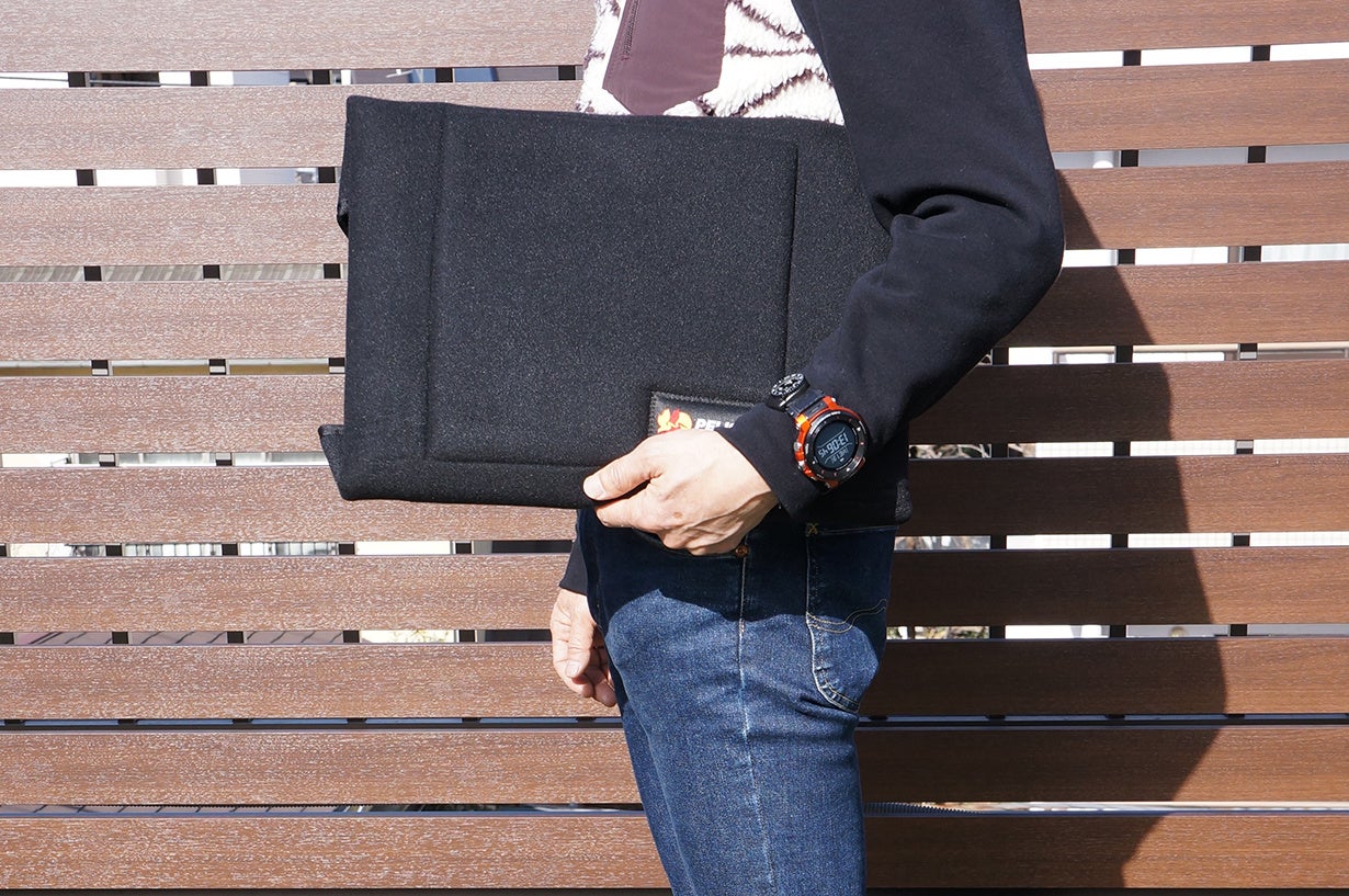 ノートPCなど、手軽に持ち運べる