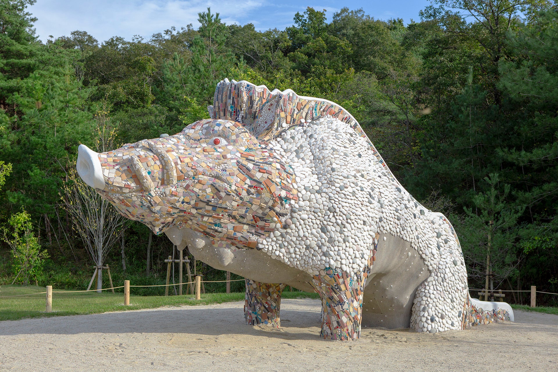 乙事主(滑り台)