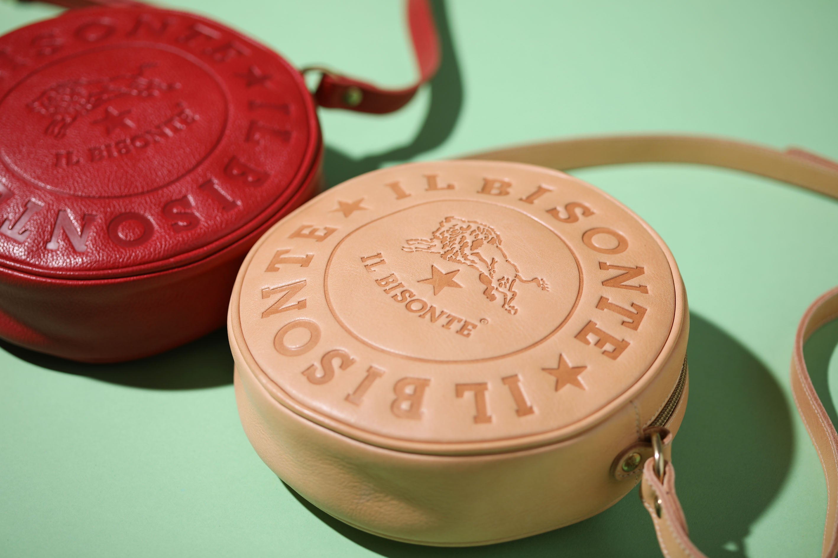 「BIG CIRCLE LOGO COLLECTION」 ©IL BISONTE