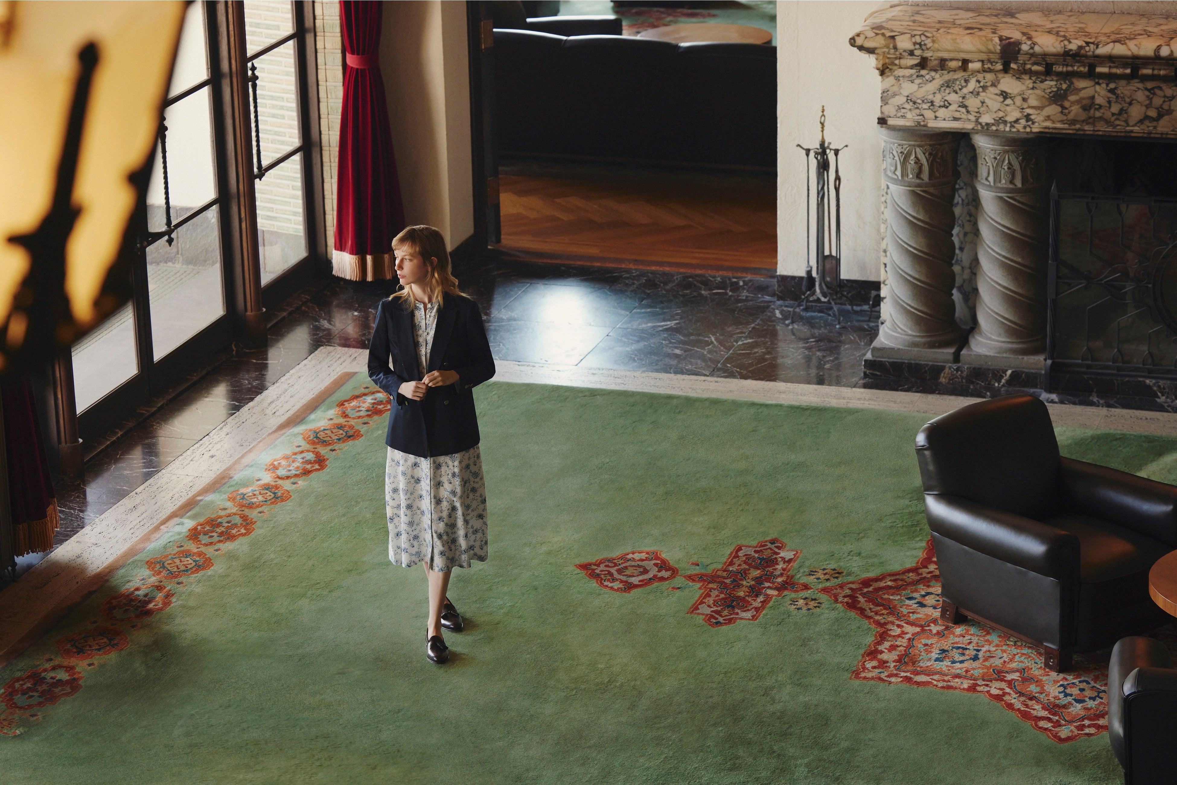 Jacket ¥50,600 Dress ¥50,600