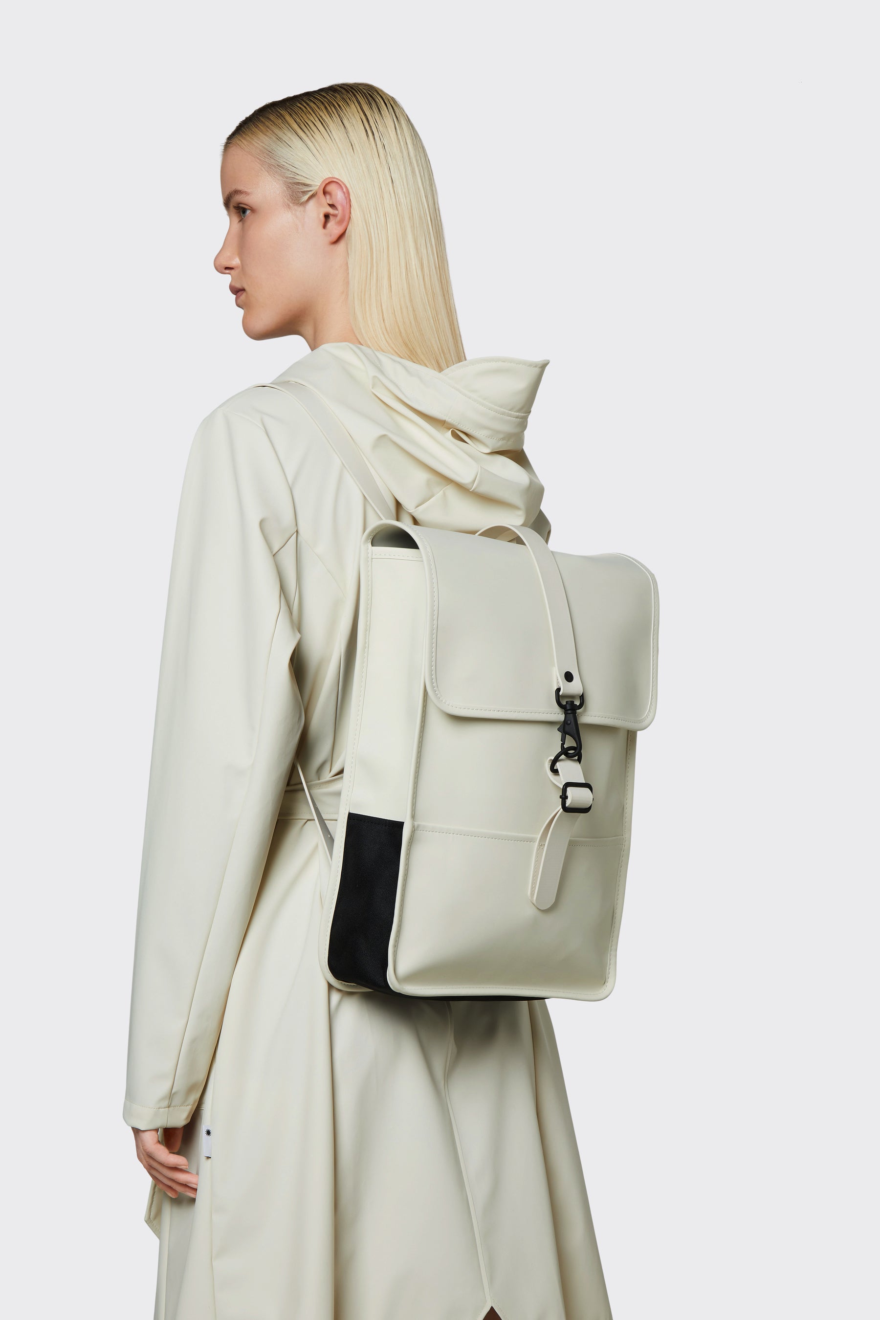                                        Backpack Mini  ¥14300