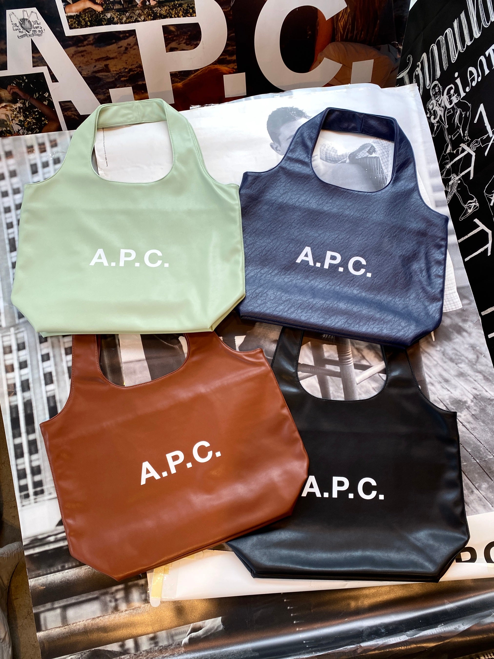 A.P.C.＞2024年春夏アクセサリーコレクションにフォーカスした「A.P.C.
