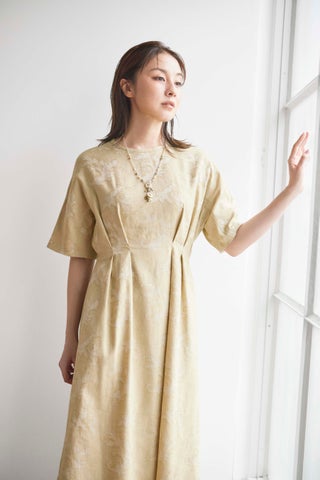 女優・伊藤歩が体現するサンクチュアリの世界、SCAPA新作コレクションをチェック! 女優・伊藤歩が体現するサンクチュアリの世界、SCAPA新作コレクションをチェック!