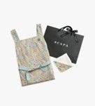 エプロンセット2 ¥13,200 (税込) (C)SCAPA