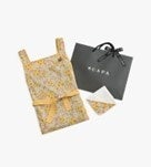 エプロンセット1 ¥13,200 (税込) (C)SCAPA