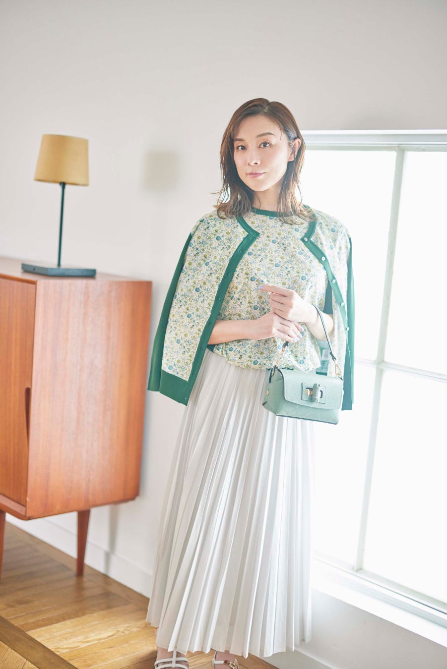 女優・伊藤 歩×SCAPA: エレガントな夏スタイル特集ページ公開! 女優・伊藤 歩×SCAPA: エレガントな夏スタイル特集ページ公開!