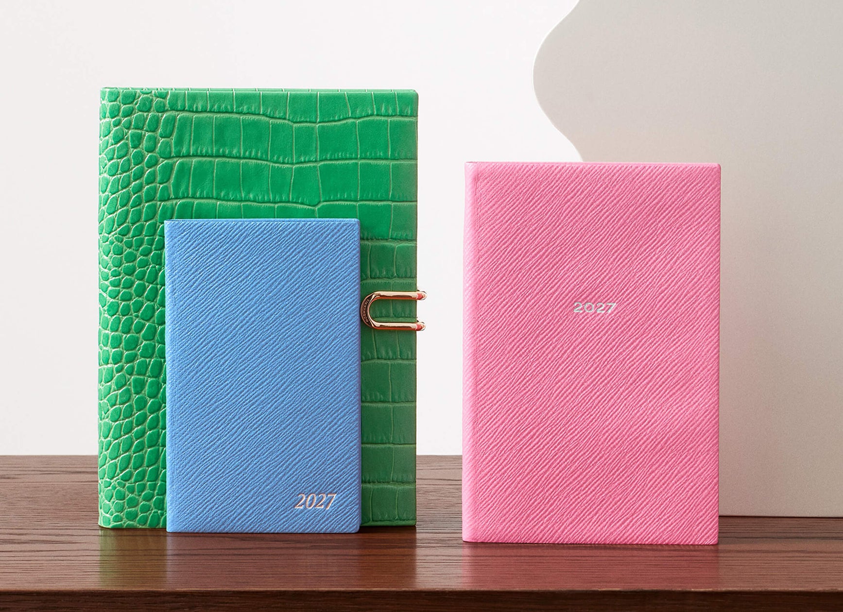SMYTHSON 2026年秋冬コレクション:伝統と革新が織りなす、タイムレスなエレガンス