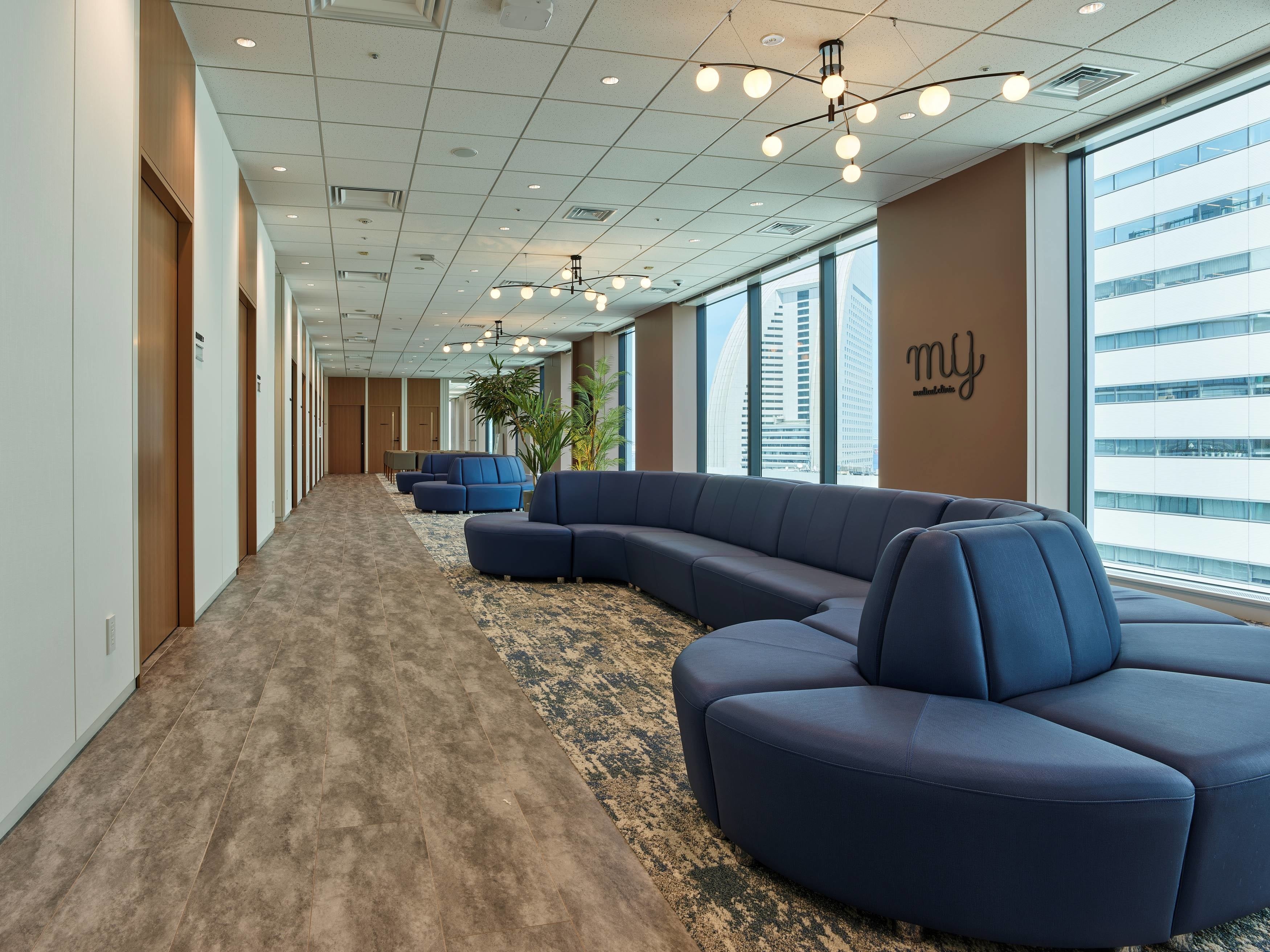 健康診断待合室