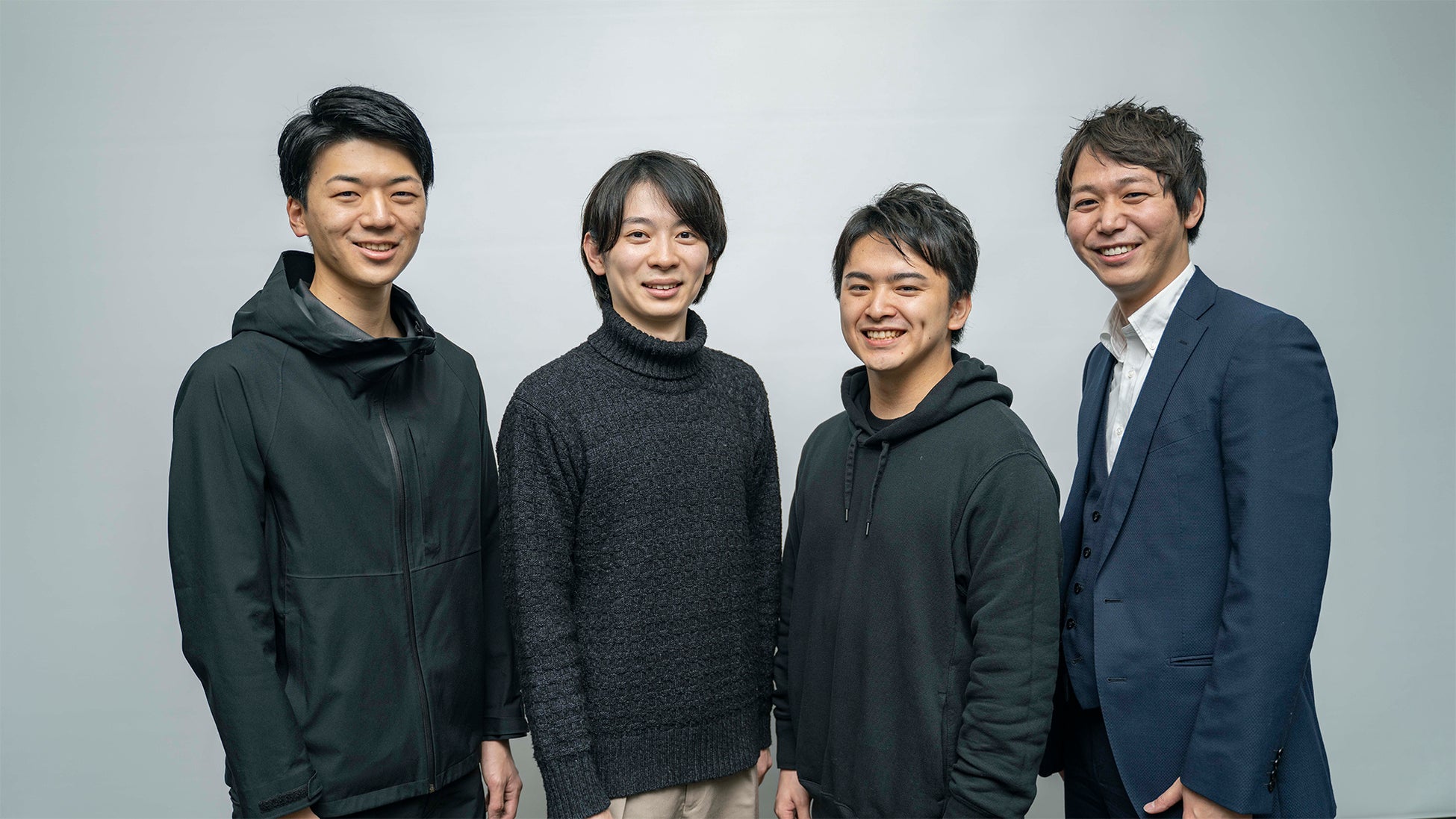 （左から）COO（グループ最高執行責任者）：安田光希、CBO（グループ最高事業責任者）：鶴岡友也、CEO（グループ最高経営責任者）：石井大智、CSO（最高営業責任者）：竹内将高
