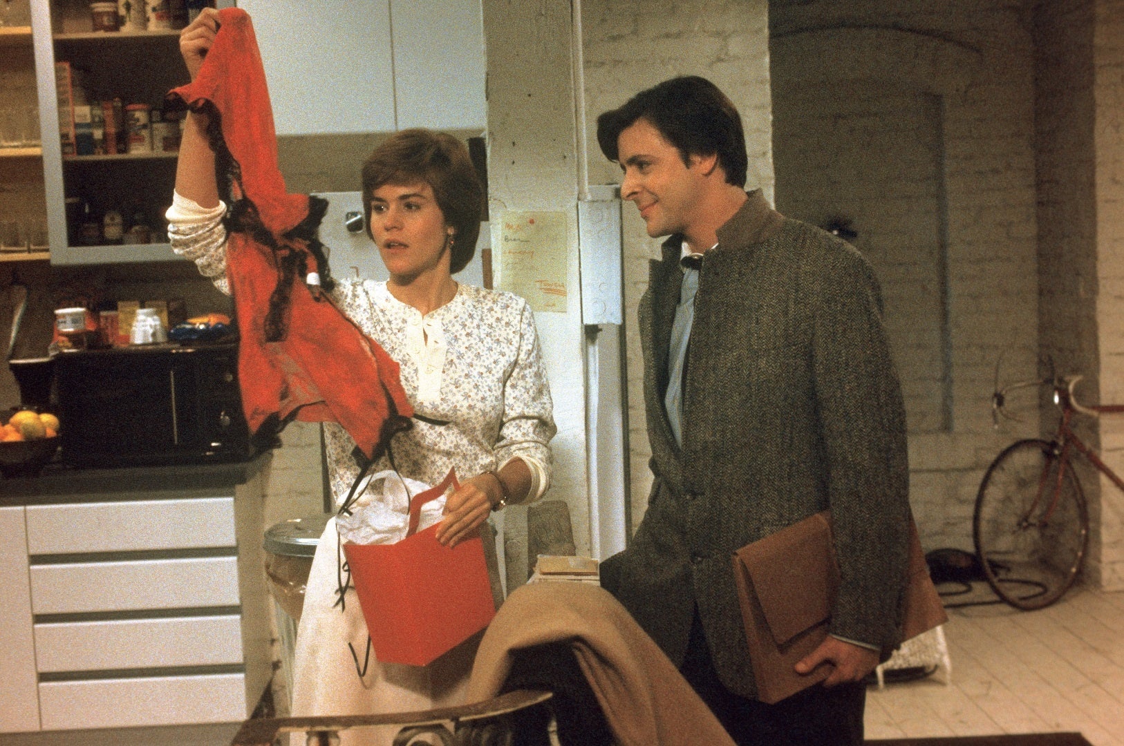 ▲早見沙織さんが吹き替えるアリー・シーディ(画面左)