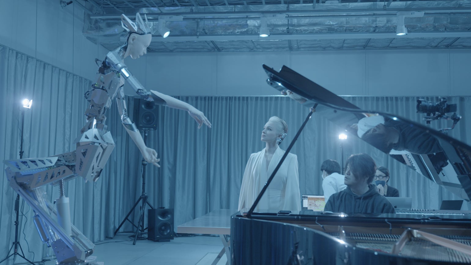 ドキュメンタリーシリーズWHO I AM LIFE ヴィクトリア・モデスタ ©ウッドオフィス株式会社、株式会社WOWOW