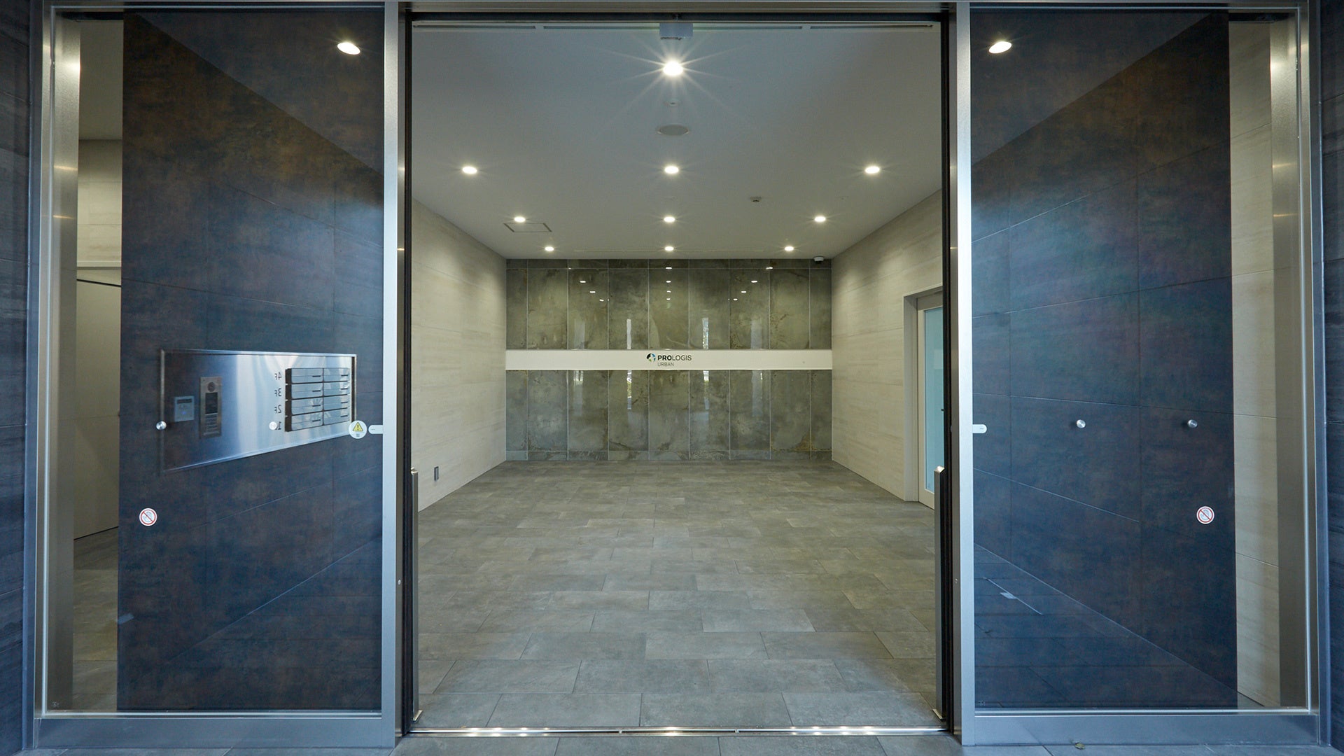 「プロロジスアーバン東京大田1」エントランス