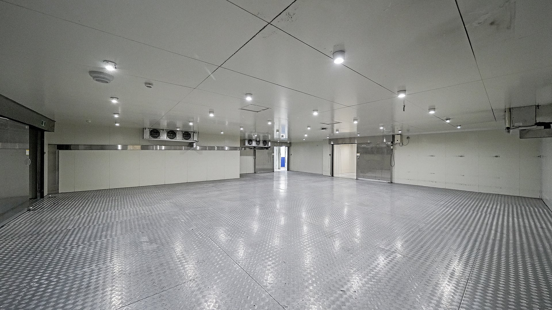 「プロロジスアーバン東京辰巳1」3階冷凍冷蔵エリア