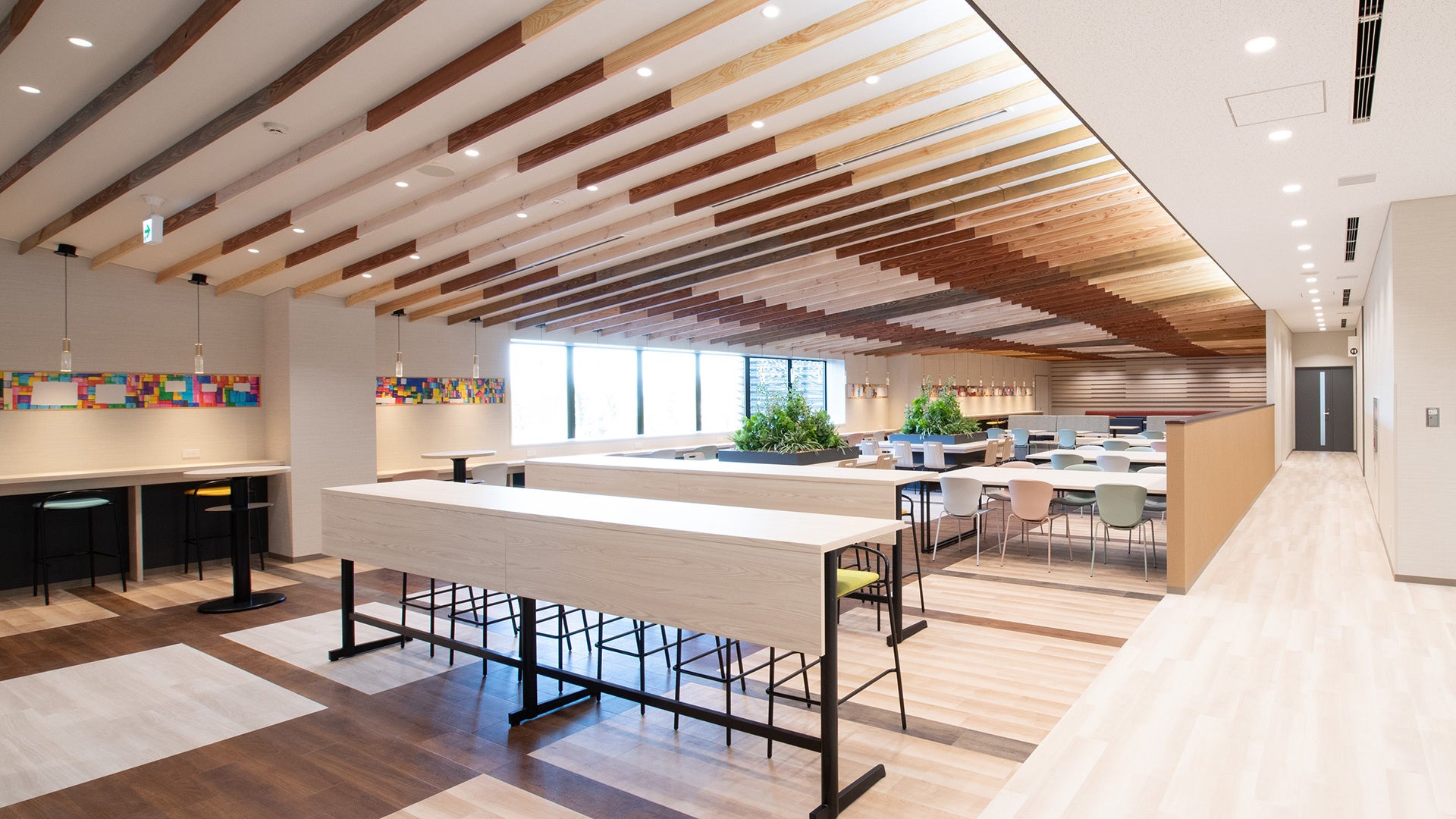 「プロロジスパーク盛岡」カフェエリア」