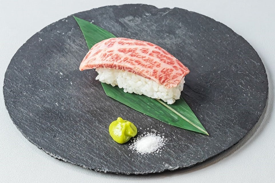 炙り肉寿司 一貫 290円