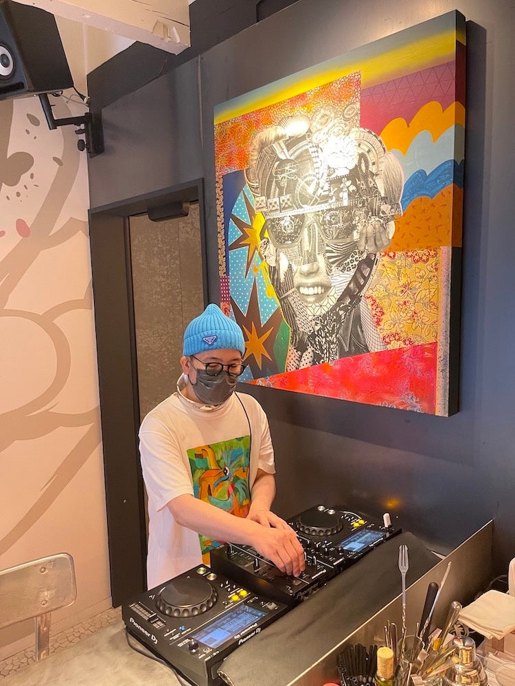 DJ KANBEによる生音LIVEを毎日開催（要確認）