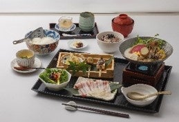 (八かく庵)16種の漢方たっぷりのスープが味の決め手！「豆乳薬膳鍋」ランチ 価格未定