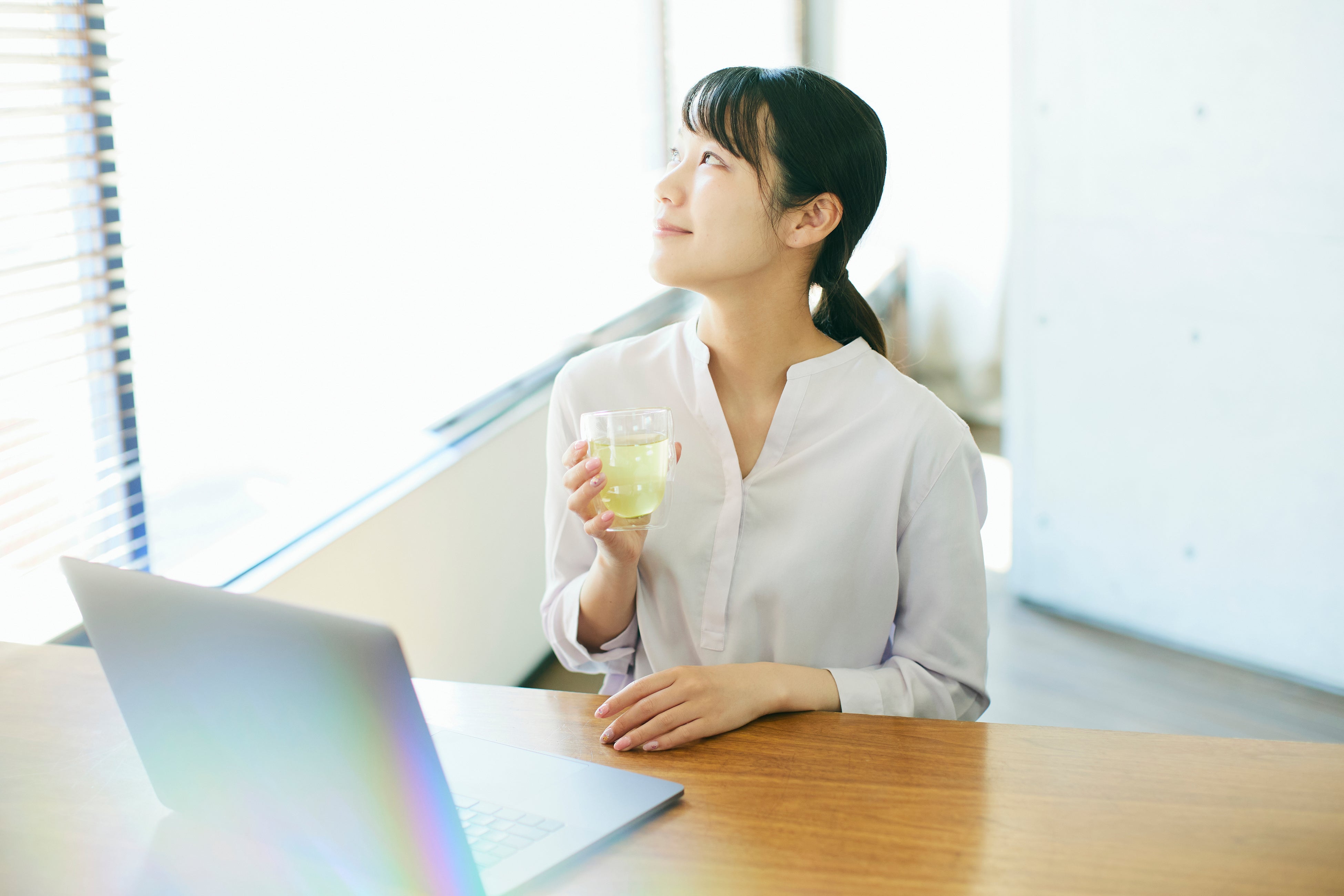 お茶は仕事中や休憩のベストドリンク