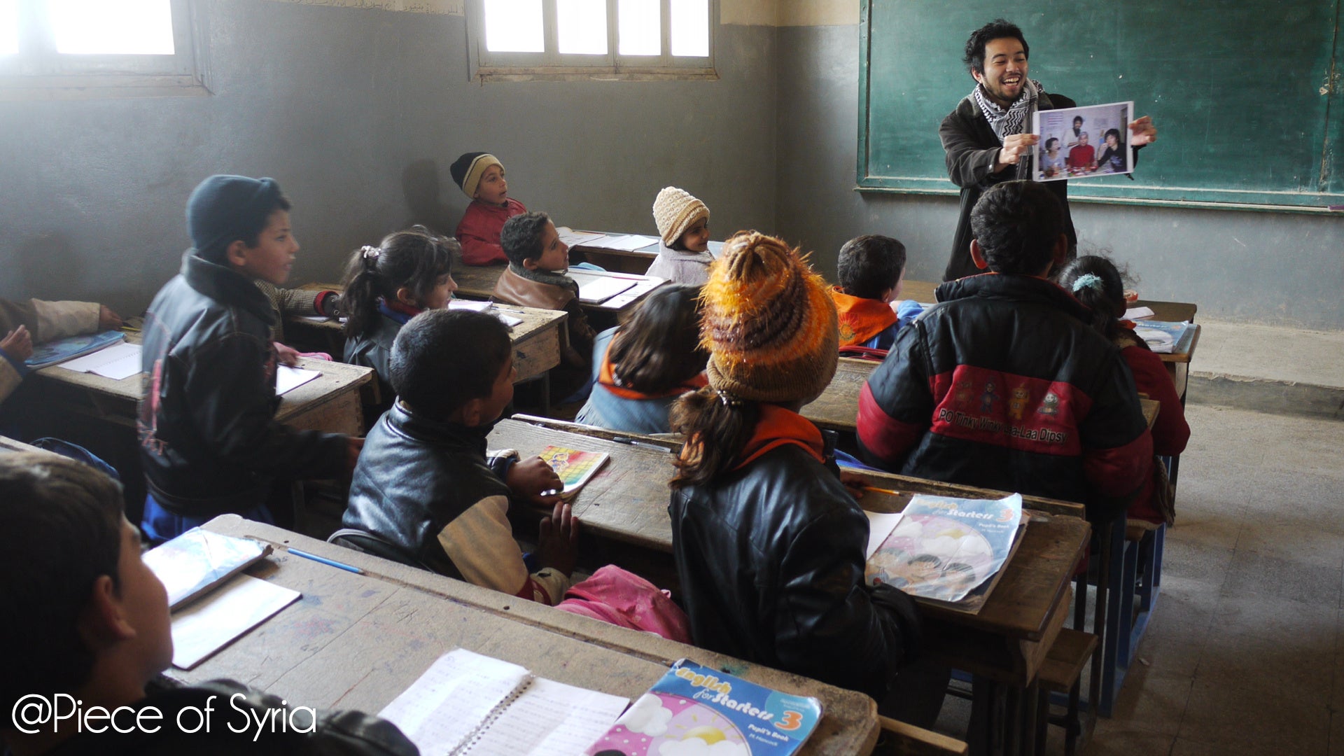 青年海外協力隊としてシリアで活動する代表・中野