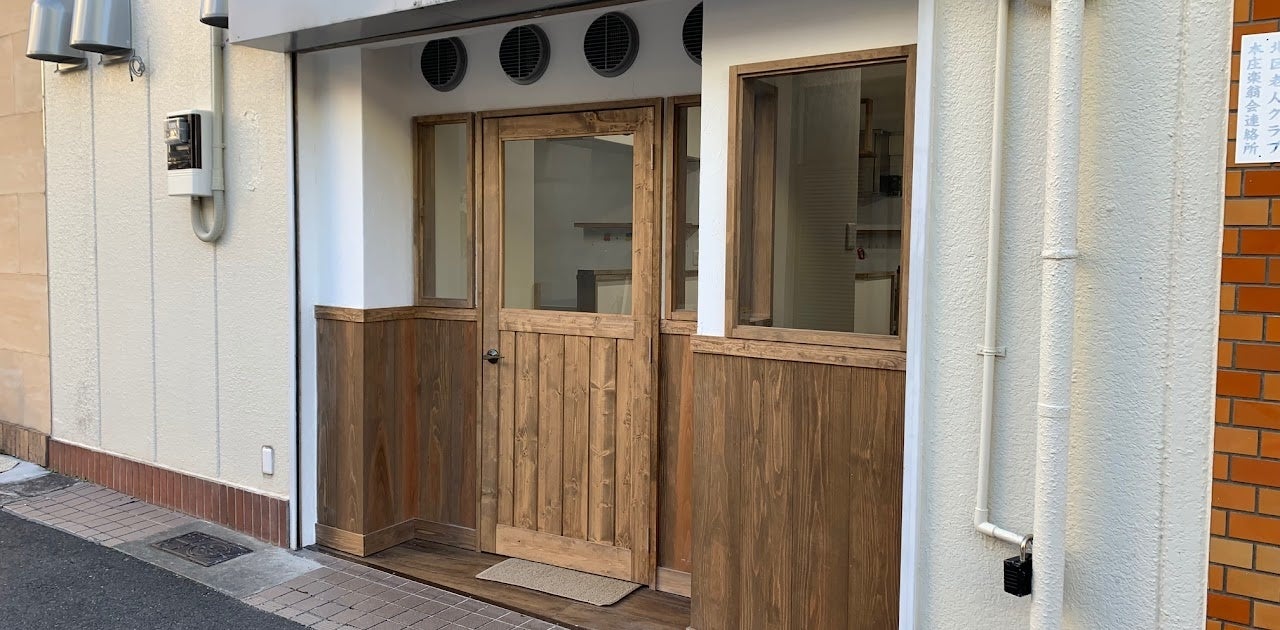 FOOD BASE天六（入口／外観）