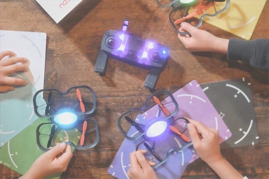 自分のプログラムでドローンが飛ぶ 教育用ドローン「CoDrone EDU」、販売開始から4年足らずで全国150校以上に導入