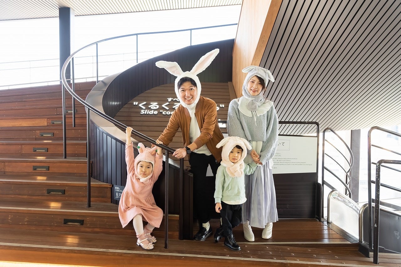 大人用と子供用の被り物を準備