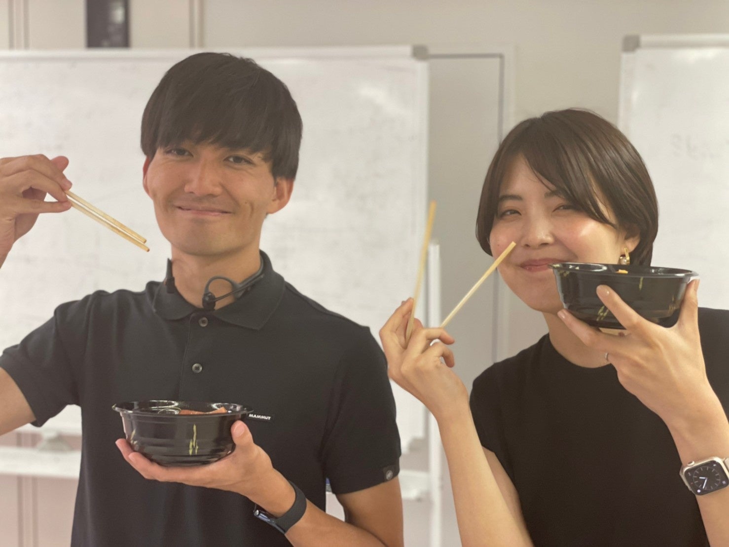 （リチカ社員 左：近藤さん  右：小川さん）