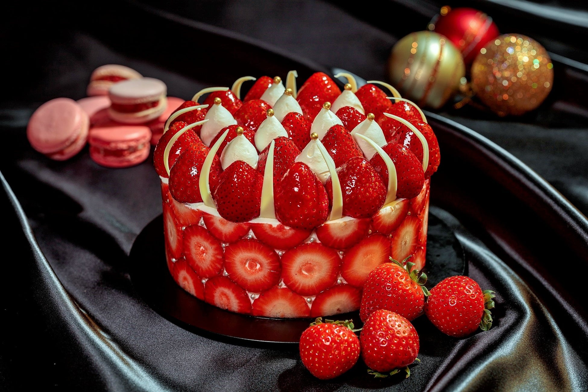 極ティアラ・ストロベリー 15,000円