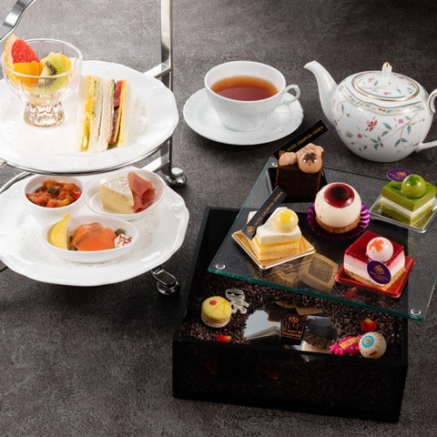 「ティーラウンジ」