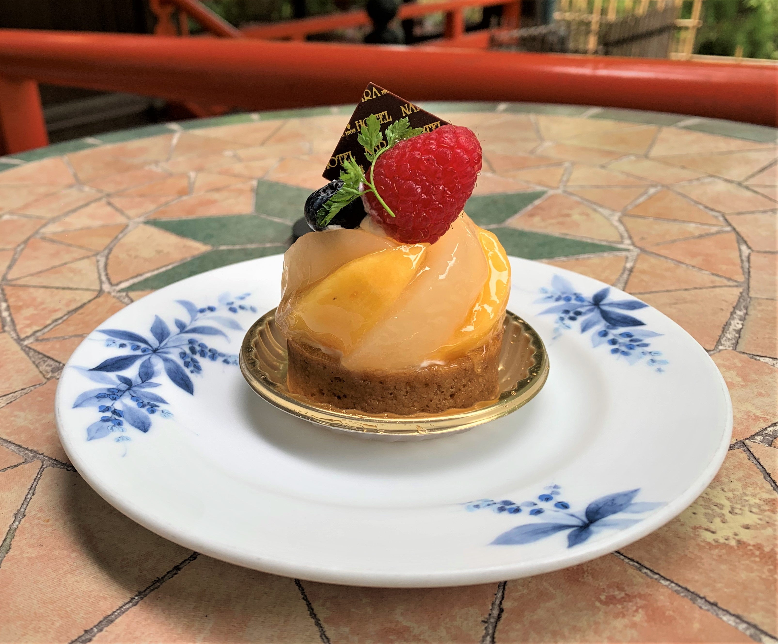 柿と洋梨のフルーツタルト