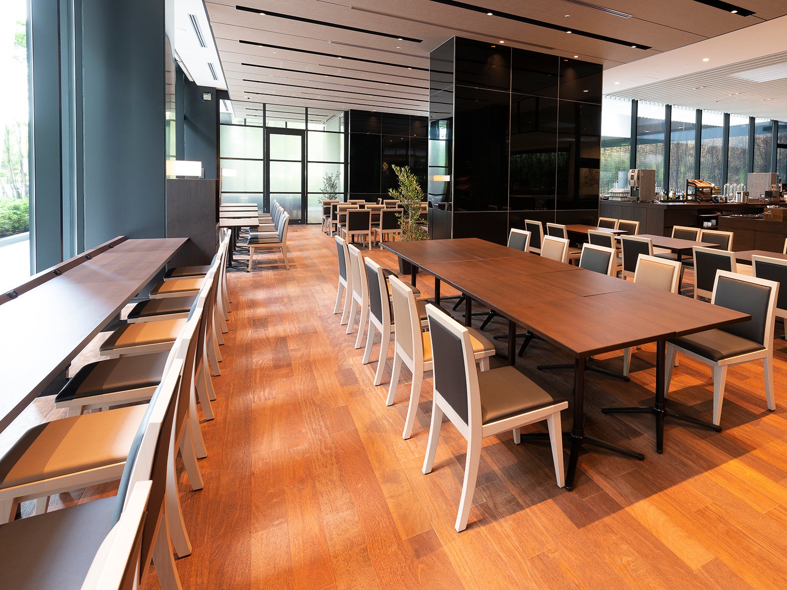 イタリアンキッチン「ヴェルデ カッサ」店内