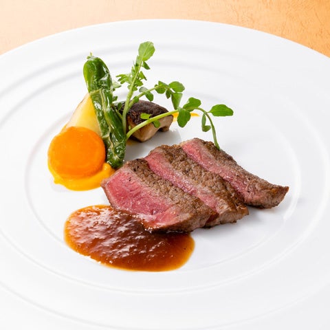 牛フィレ肉のステーキ