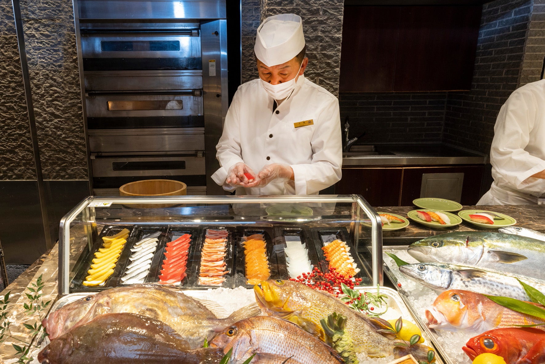 ※寿司職人が握るライブパフォーマンスイメージ