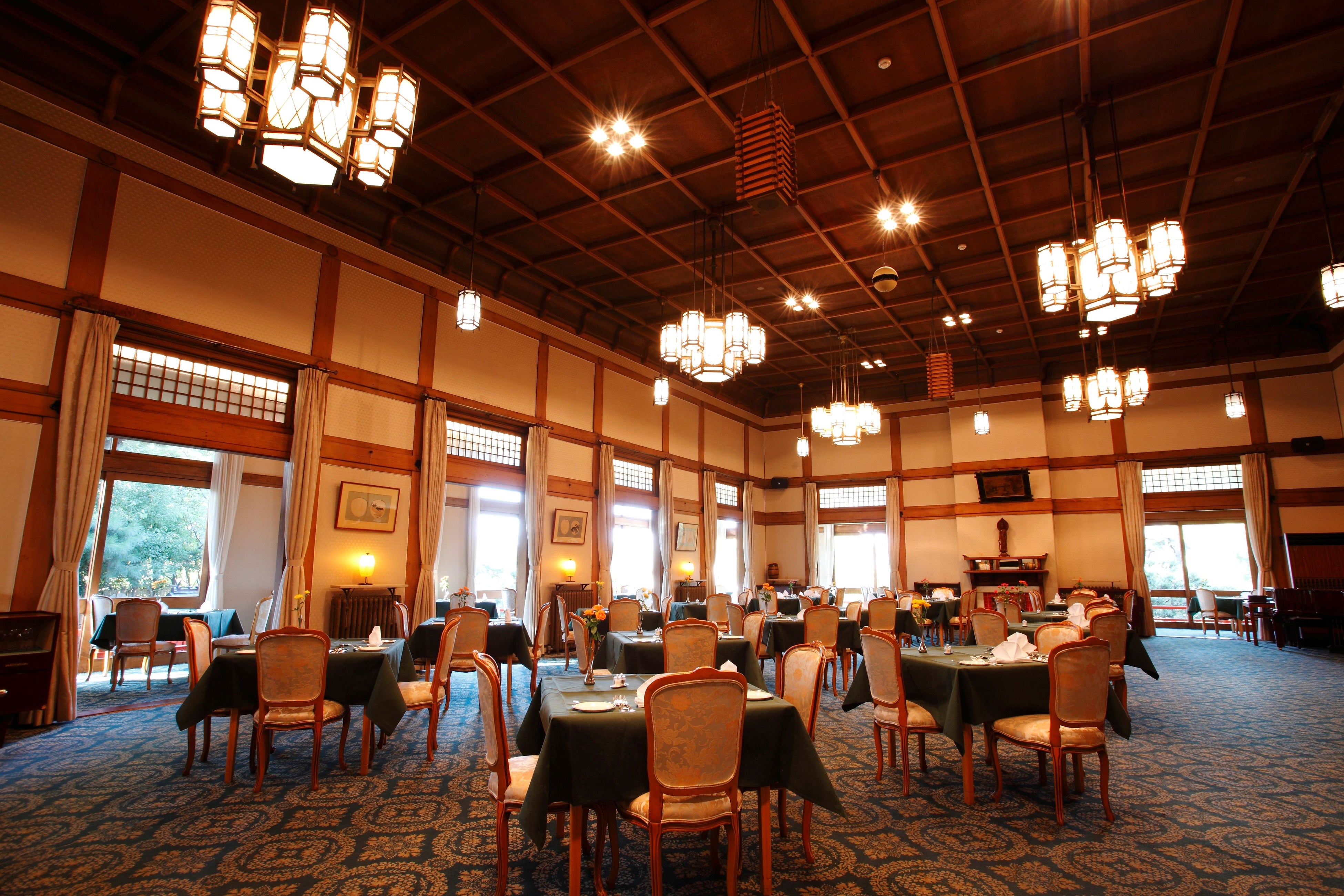 メインダイニングルーム「三笠」イメージ」