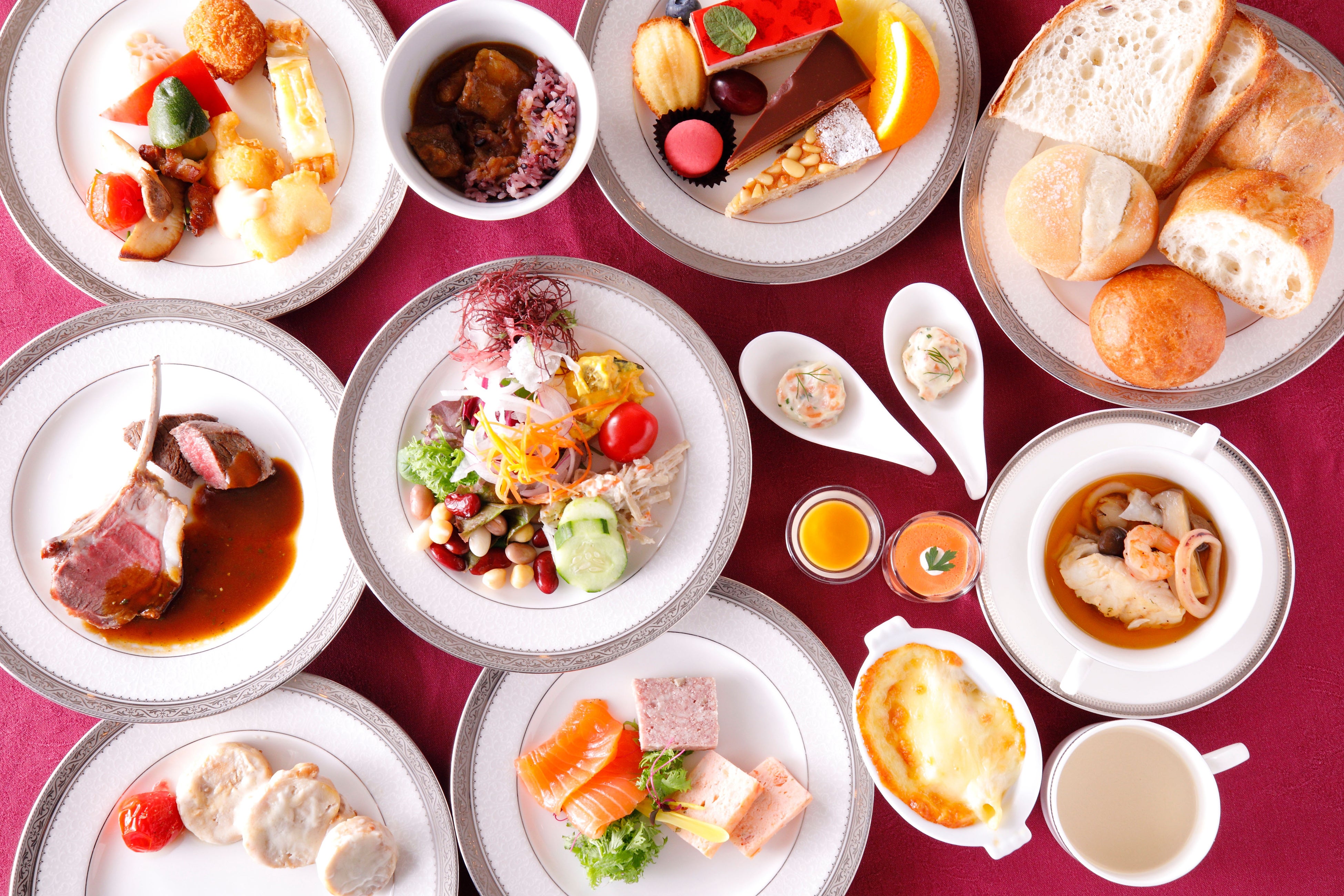 バイキング料理（イメージ）