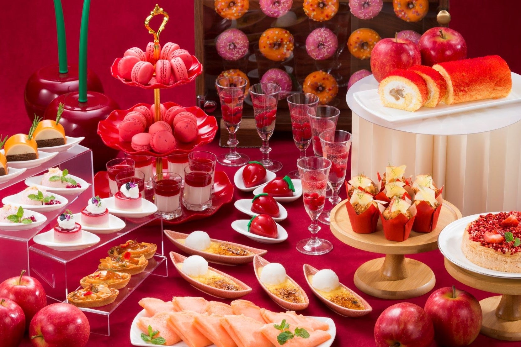 季節を味わうスイーツブッフェ「高野りんごと秋の果実」イメージ