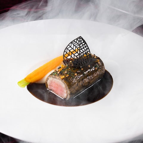 仔牛のポシェ　ソース マデール