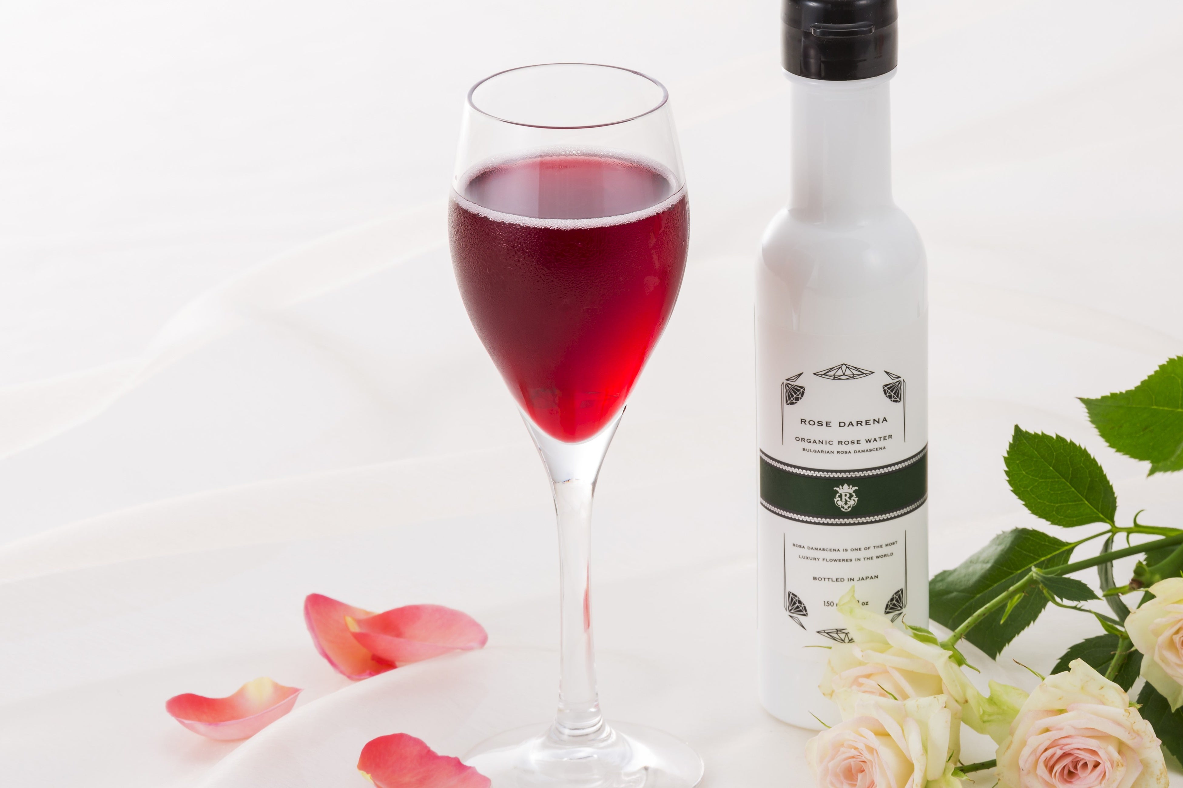 第10 回ローズウォーターレシピアワード（2023 年）ドリンク部門銀賞「ローズスカッシュ」