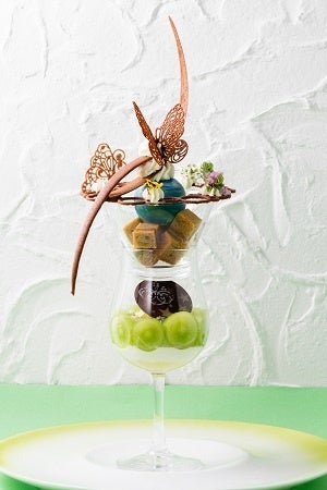 ホテルグランヴィア大阪　ぶどうパフェ