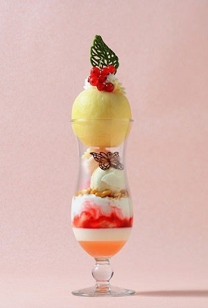 ホテルグランヴィア京都　白桃パフェ