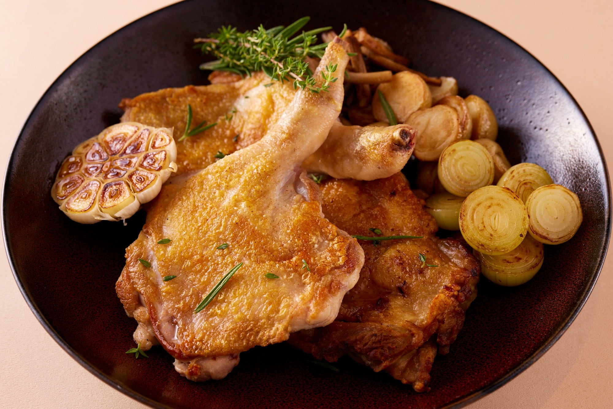 鳥取県産大山鶏のポワレイメージ